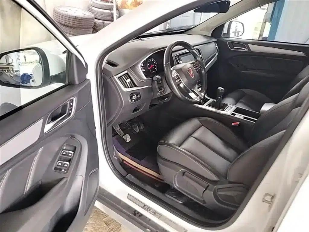Roewe RX5 2019 20T 2WD Manual 4G Connected Platinum Edition — миниатюра 16