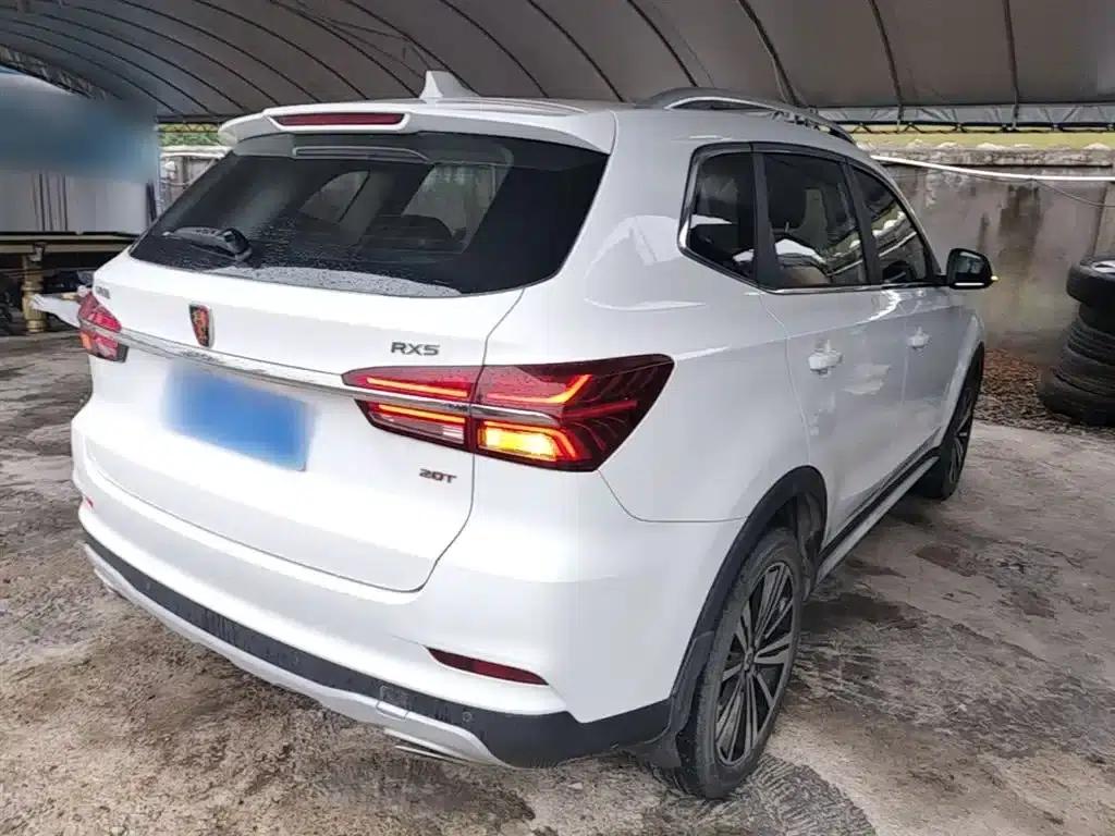 Roewe RX5 2019 20T 2WD Manual 4G Connected Platinum Edition — миниатюра 7