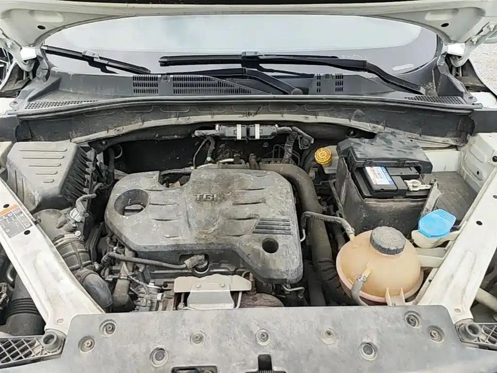 Roewe RX5 2020 20T Automatic 4G Connected Million Edition — миниатюра 20