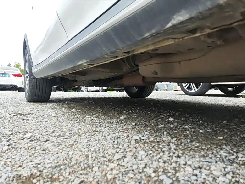 Roewe RX5 2020 20T Automatic 4G Connected Million Edition — миниатюра 22