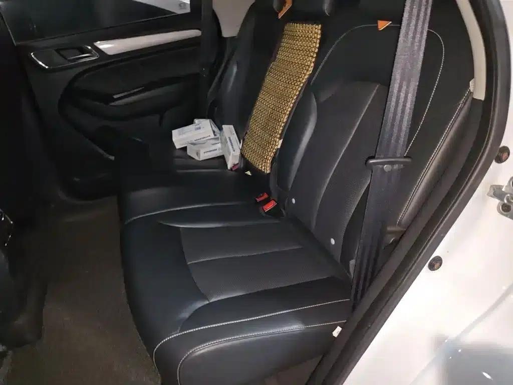 Roewe RX5 2016 20T Two-Wheel Drive Automatic Internet Smart Edition — миниатюра 15