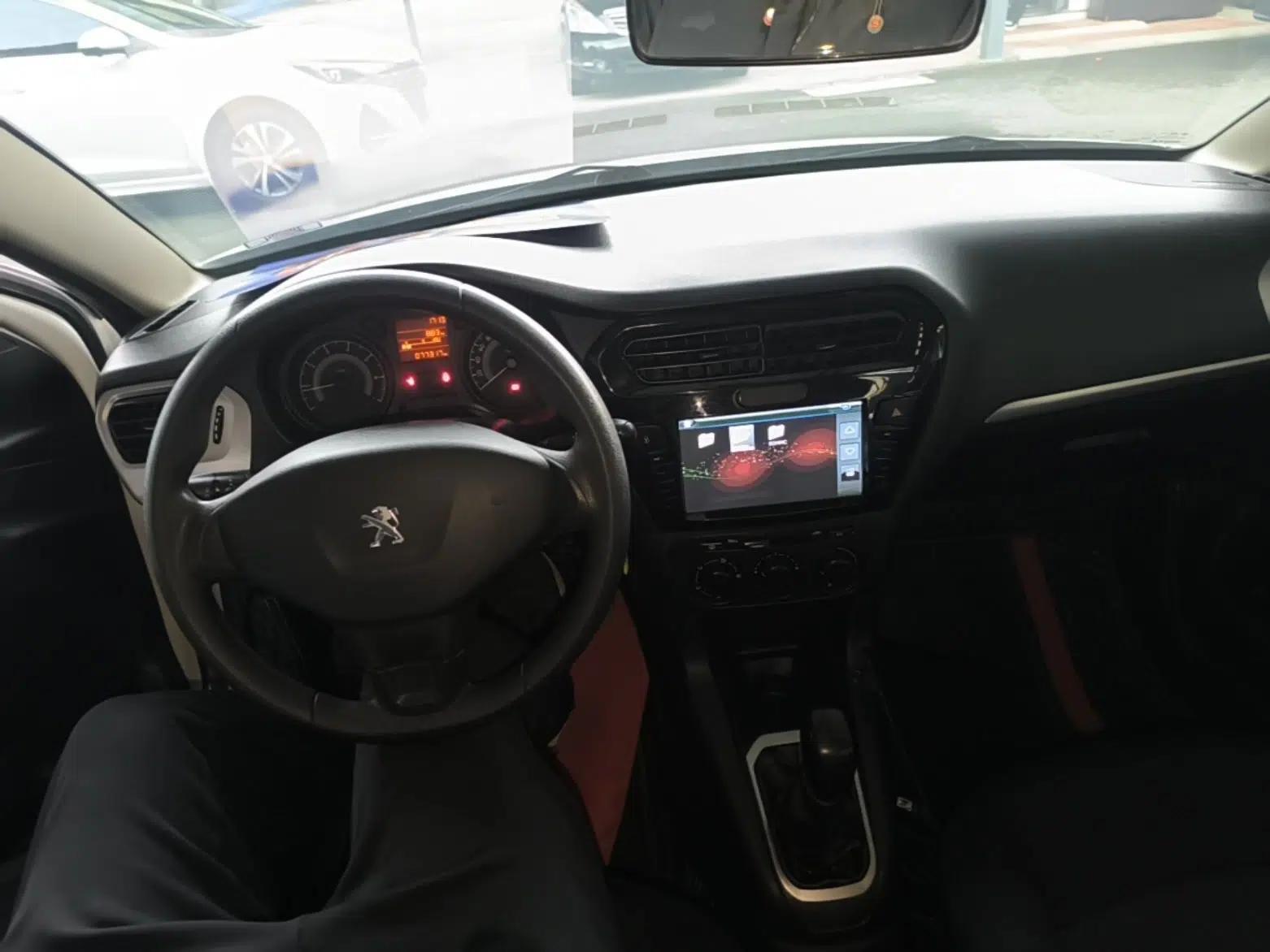 Peugeot 301 2016 1.6L Manual Comfort Edition — миниатюра 13