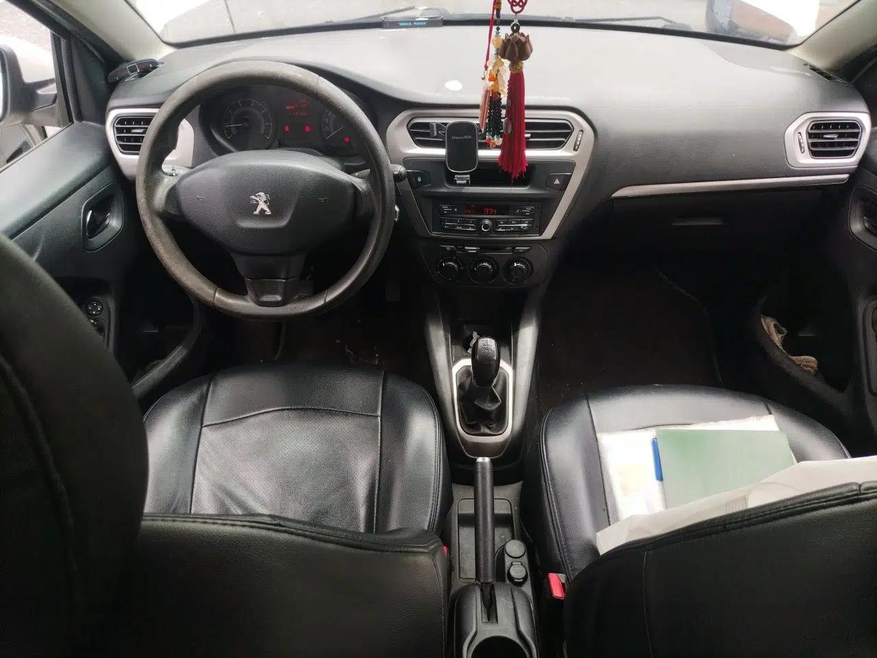 Peugeot 301 2016 1.6L Manual Comfort Edition — миниатюра 10