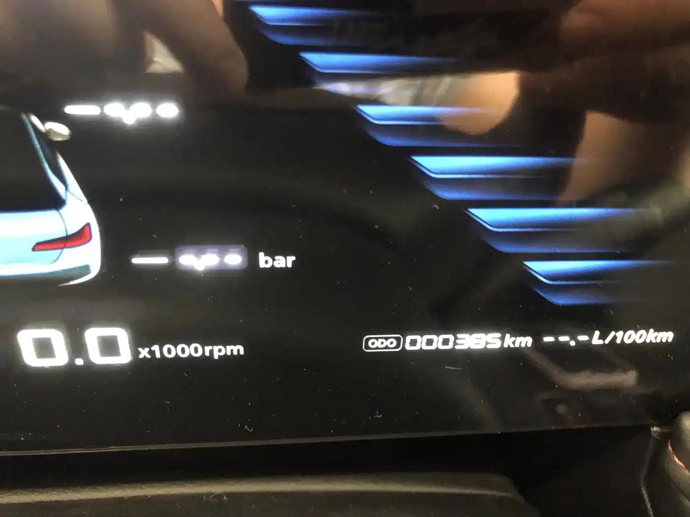 Roewe i5 2023 1.5L CVT Luxury Edition — миниатюра 9