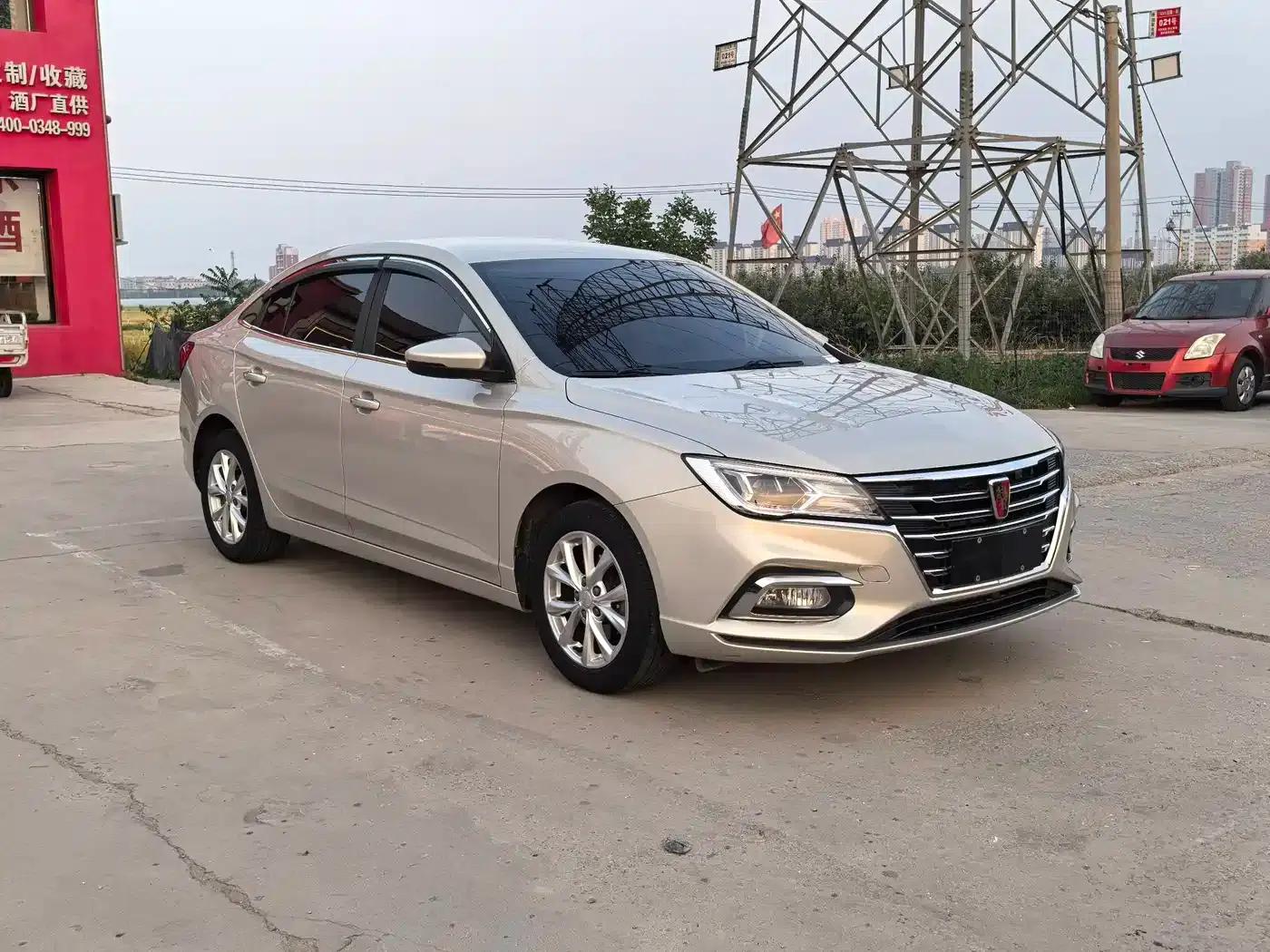 Roewe i5 2020 1.5L Manual 4G Connected Leading Edition — миниатюра 3