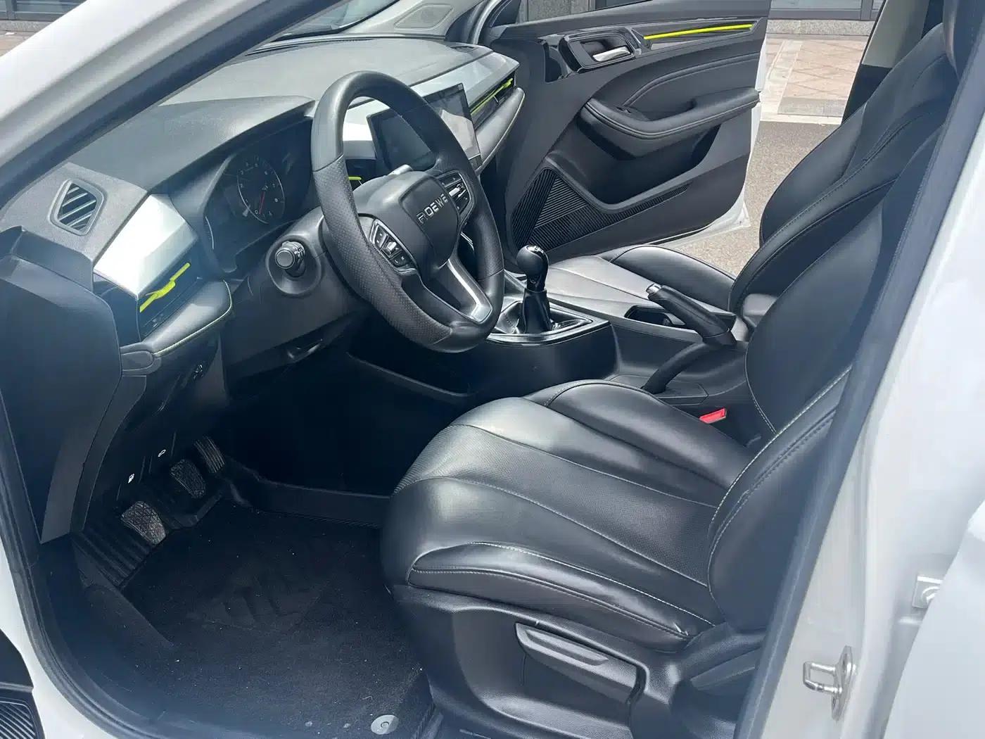 Roewe i5 2021 1.5L Manual Platinum Edition — миниатюра 8