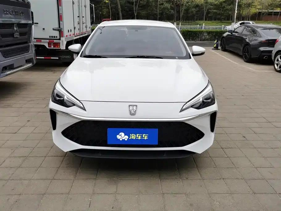 Roewe i5 2023 1.5L Manual Comfort Edition — миниатюра 2
