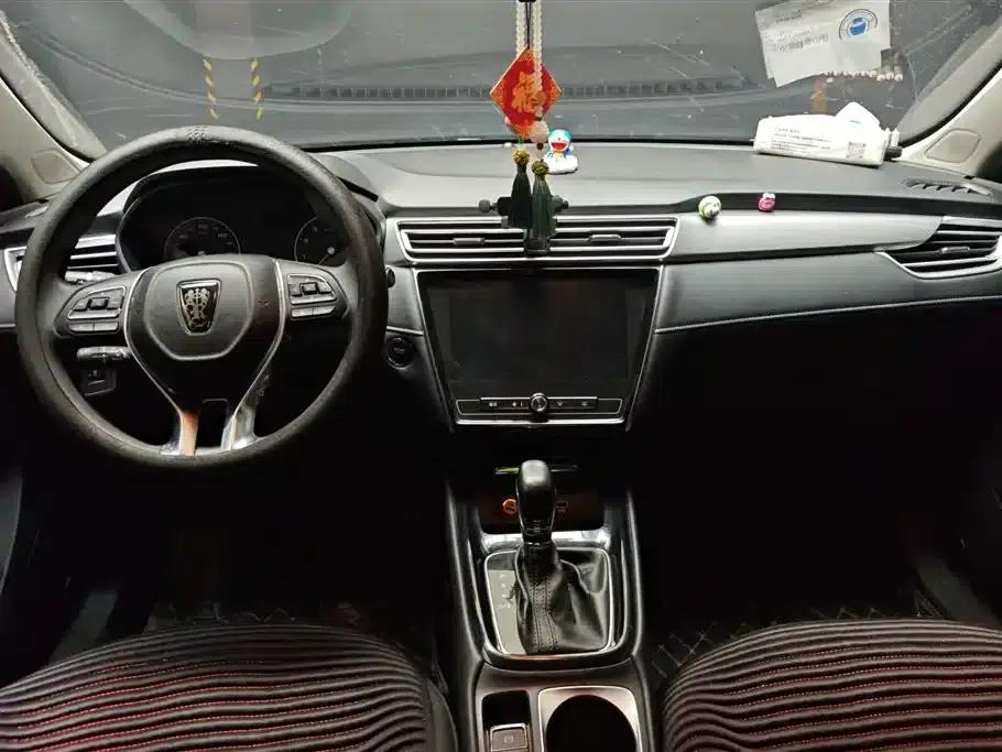 Roewe i5 2019 1.5L Automatic 4G Connected Flagship Edition — миниатюра 12