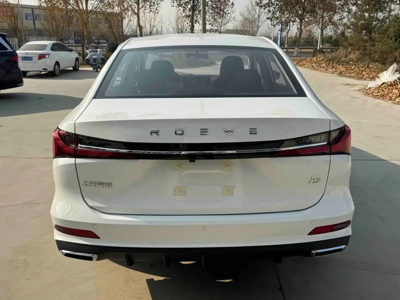 Roewe i5 2023 1.5L CVT Luxury Edition — миниатюра 5