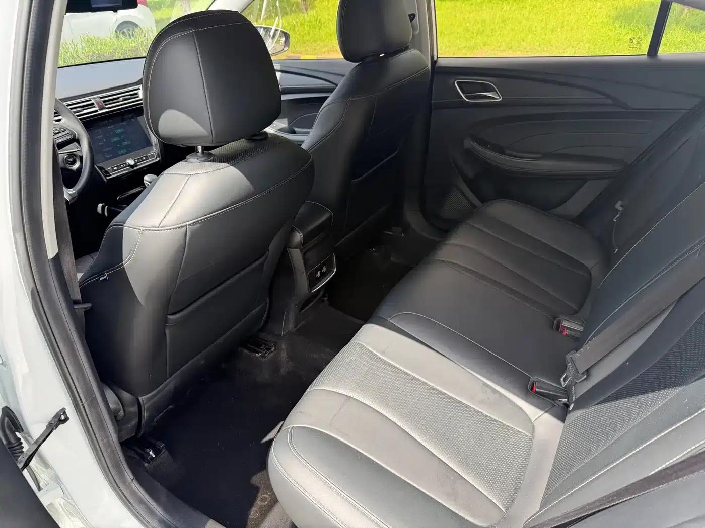 Roewe i5 2020 1.5L Automatic 4G Connected Leading Flagship Edition — миниатюра 7