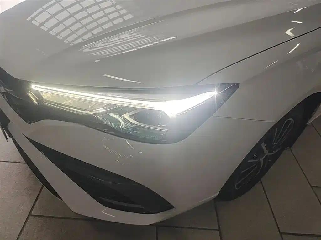 Roewe i5 2021 1.5L CVT Star Edition — миниатюра 24