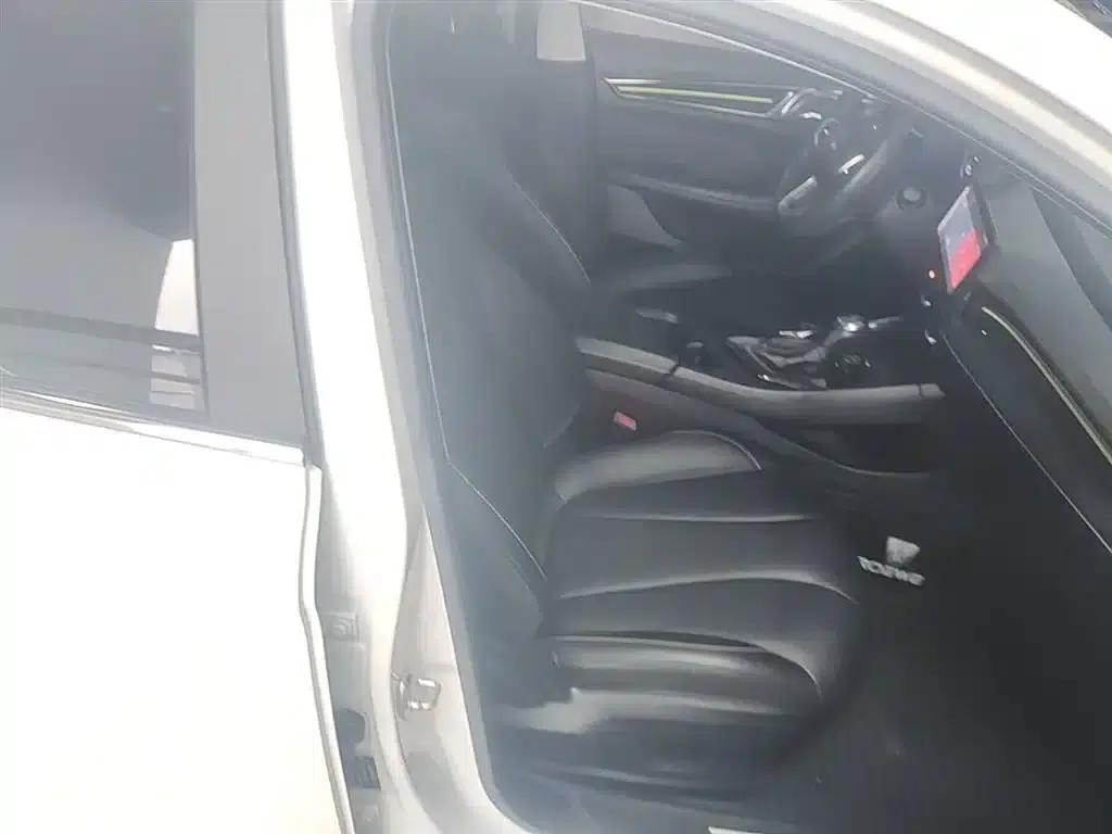 Roewe i5 2021 1.5L CVT Star Edition — миниатюра 25