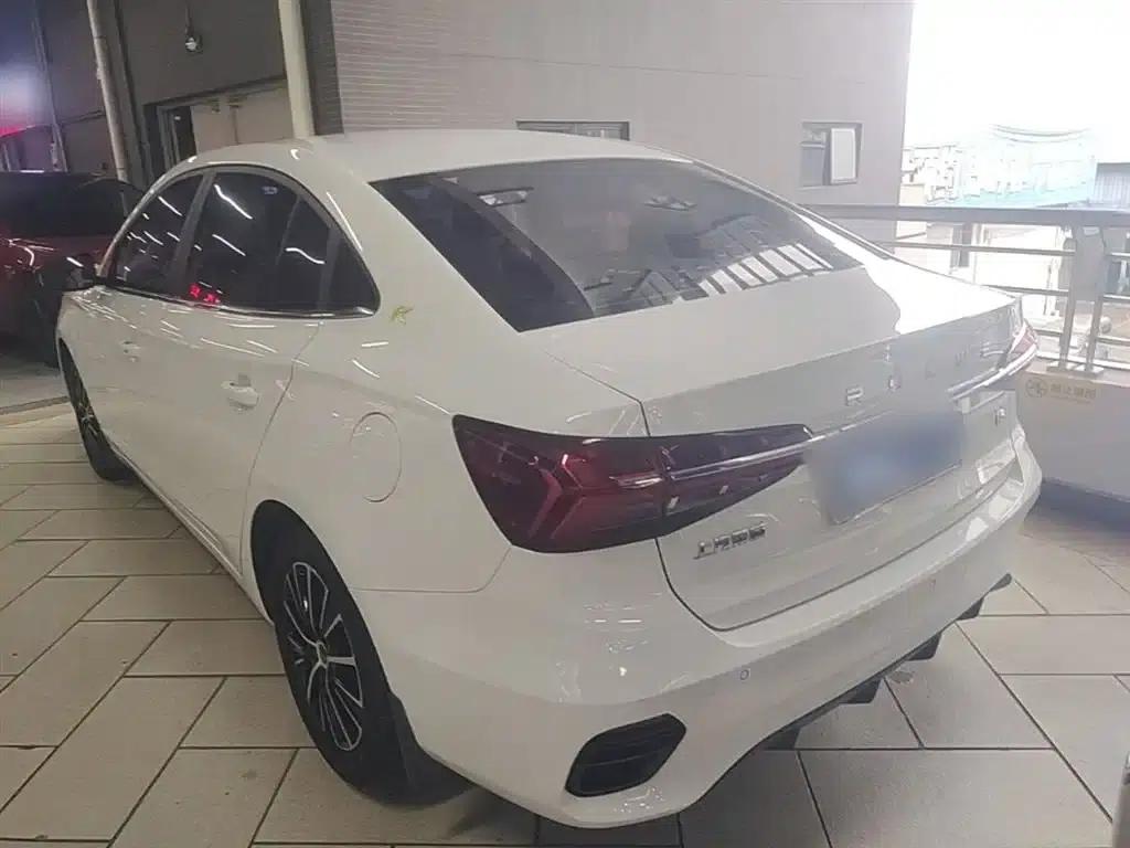 Roewe i5 2021 1.5L CVT Star Edition — миниатюра 5