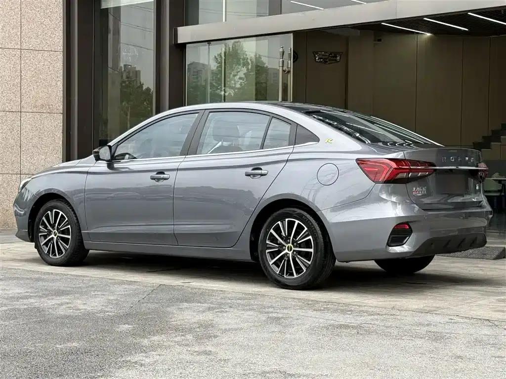 Roewe i5 2021 Facelift 1.5L CVT Diamond Edition — миниатюра 4