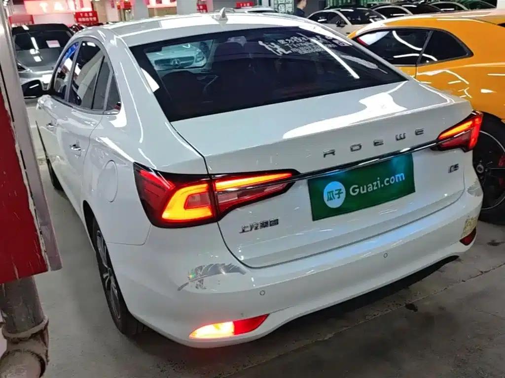 Roewe i5 2019 1.5L Manual 4G Connected Flagship Edition — миниатюра 5
