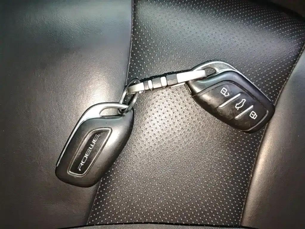 Roewe i5 2019 1.5L Manual 4G Connected Flagship Edition — миниатюра 9