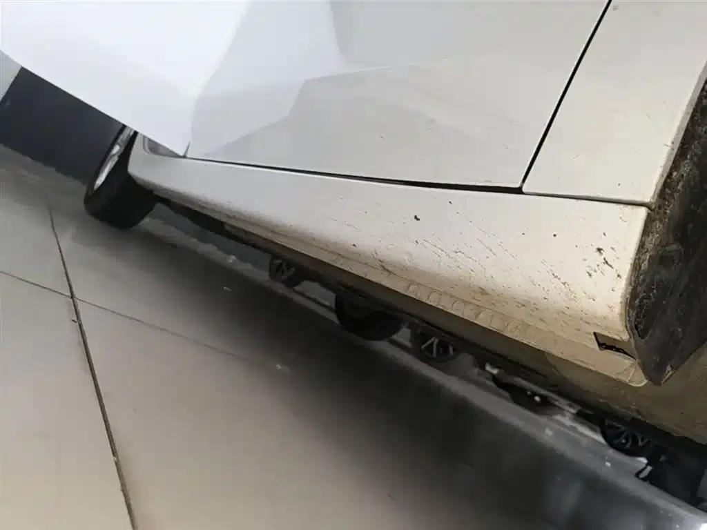 Roewe i5 2023 1.5L CVT Luxury Edition — миниатюра 21