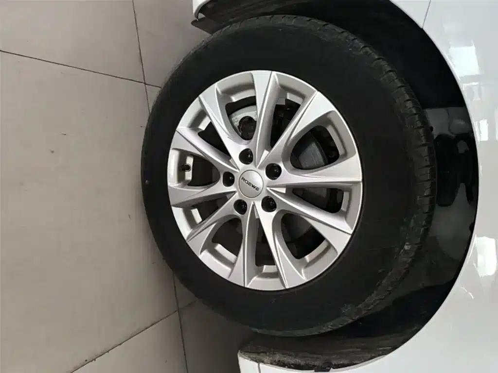 Roewe i5 2023 1.5L CVT Luxury Edition — миниатюра 23