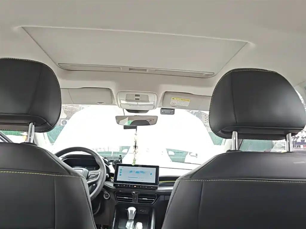 Roewe i5 2021 1.5L CVT Diamond Edition — миниатюра 18