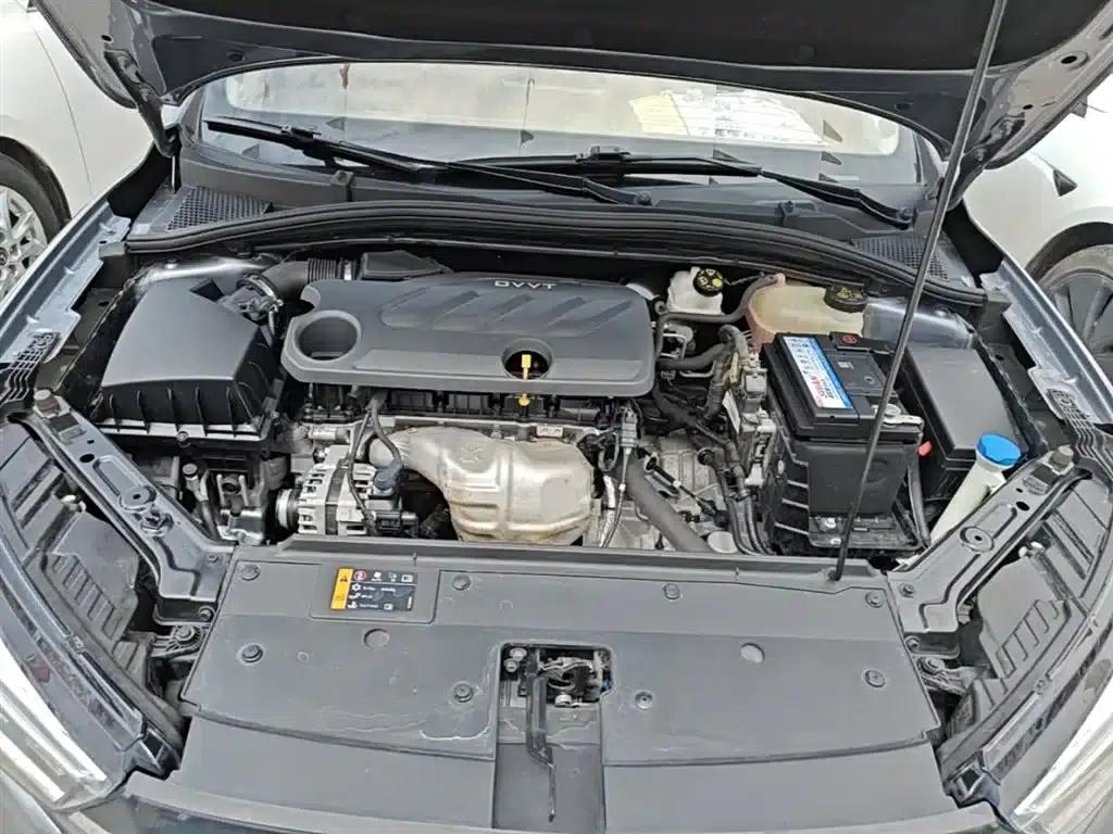 Roewe i5 2021 1.5L CVT Diamond Edition — миниатюра 20