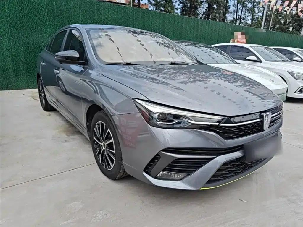 Roewe i5 2021 1.5L CVT Diamond Edition — миниатюра 4