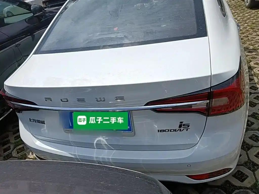 Roewe i5 2020 1.5L Manual 4G Connected Leading Edition — миниатюра 6