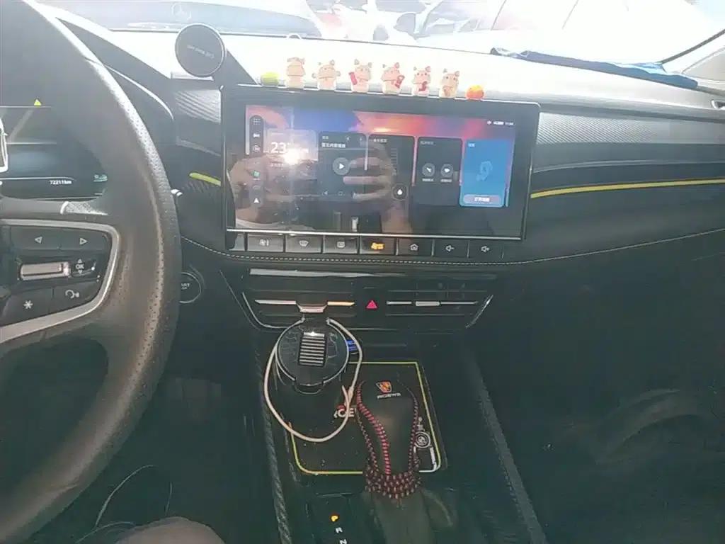 Roewe i5 2021 1.5L CVT Diamond Edition — миниатюра 13