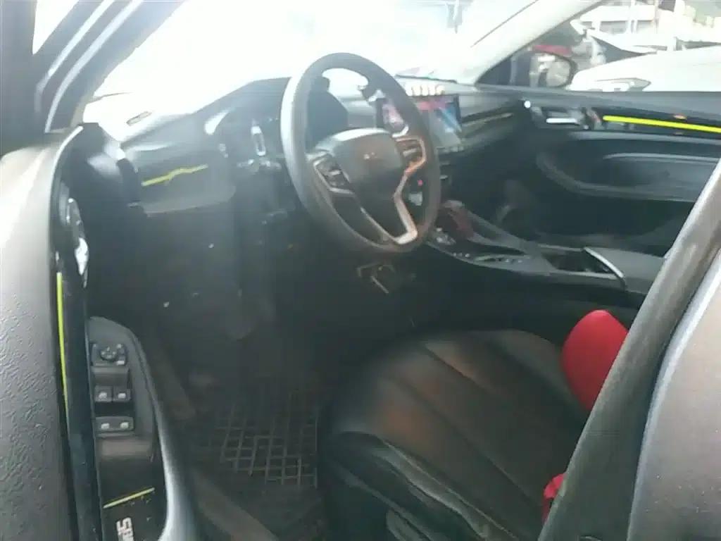 Roewe i5 2021 1.5L CVT Diamond Edition — миниатюра 16