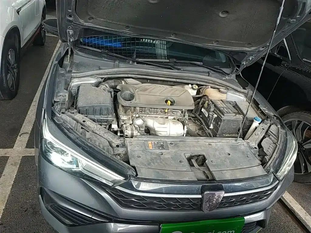 Roewe i5 2021 1.5L CVT Diamond Edition — миниатюра 20