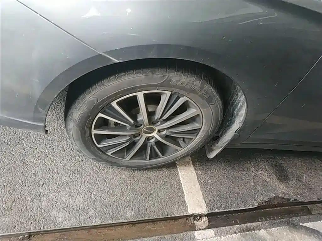 Roewe i5 2021 1.5L CVT Diamond Edition — миниатюра 23