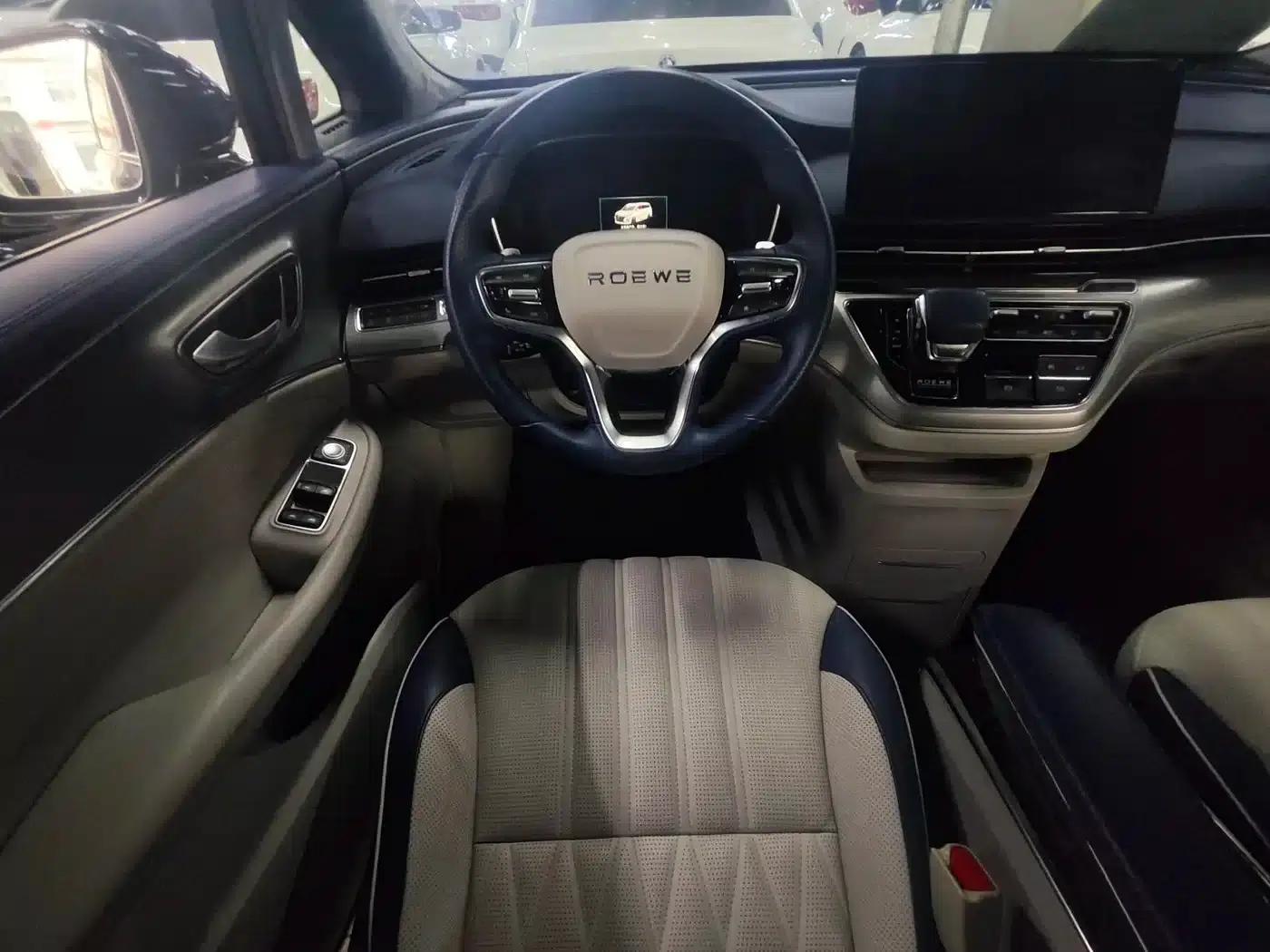 Roewe iMAX8 2022 400TGI Supreme Edition — миниатюра 8