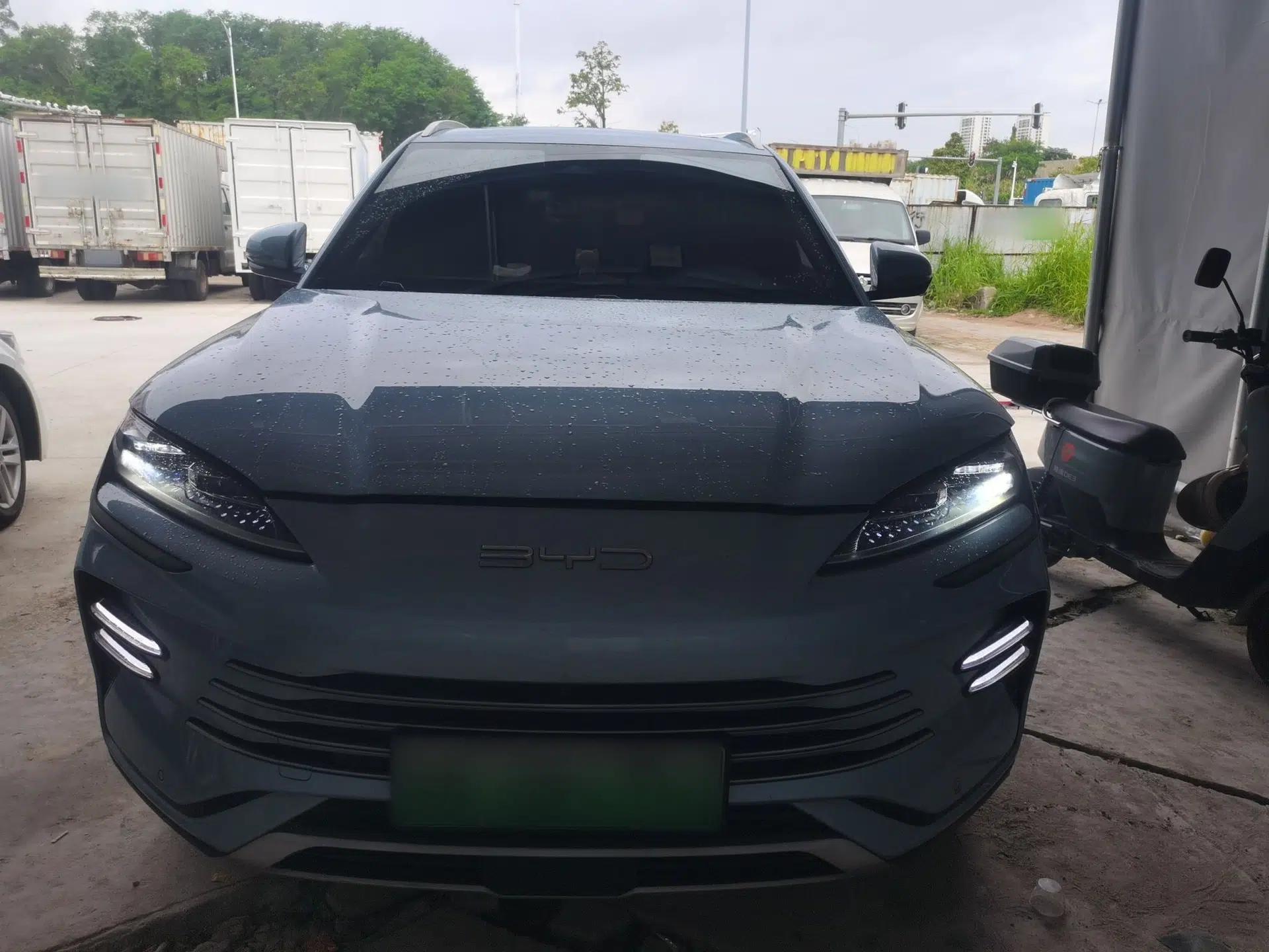 BYD Song PLUS New Energy 2023 Champion Edition DM-i 150KM Flagship PLUS — миниатюра 6