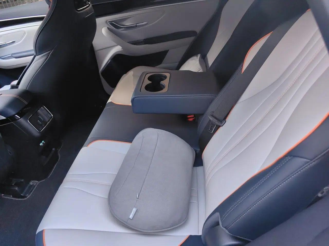 BYD Song PLUS New Energy 2023 Champion Edition DM-i 110KM Flagship Model — миниатюра 18