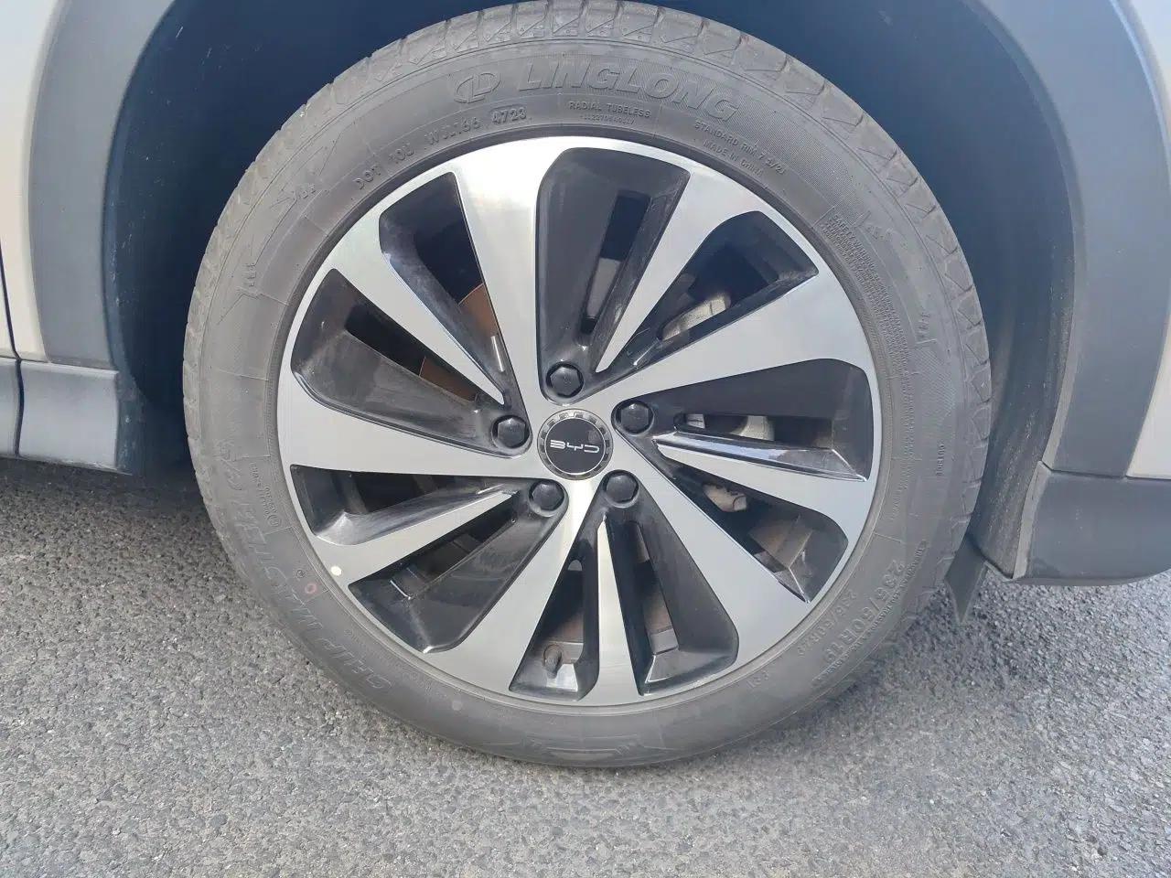 BYD Song PLUS New Energy 2023 Champion Edition DM-i 110KM Flagship Model — миниатюра 8