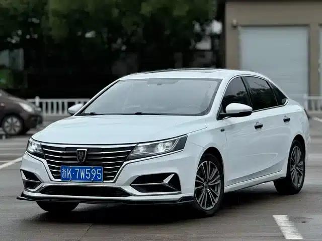 Roewe i6 Classic 2020 PLUS 1.6L CVT 4G Connected Glory Holographic Edition