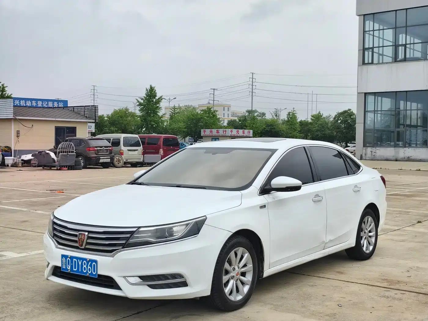 Roewe i6 Classic 2017 20T Automatic Internet Smart Edition — миниатюра 1