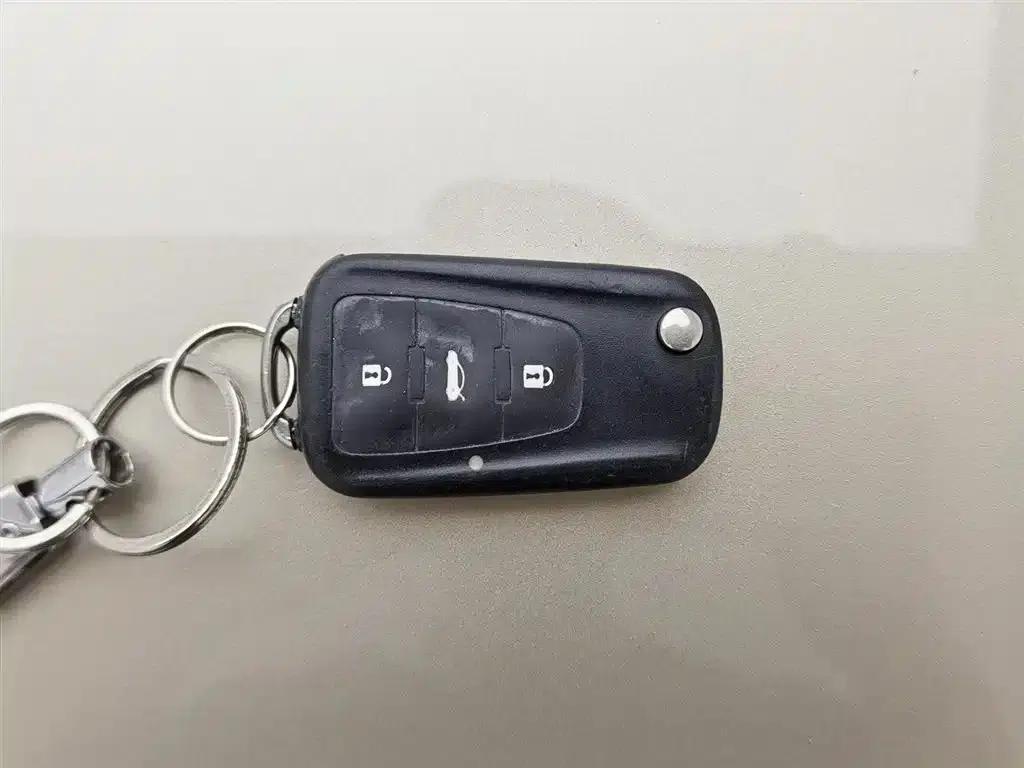 Roewe 360 2017 1.5L Automatic Deluxe Edition — миниатюра 19