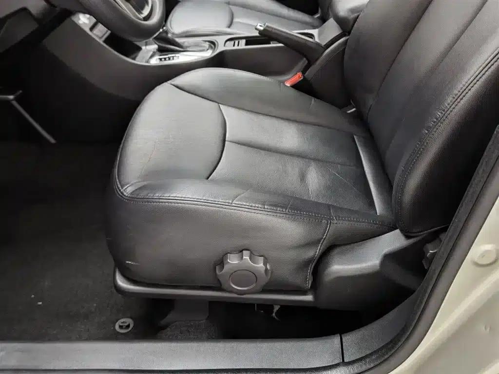 Roewe 360 2017 1.5L Automatic Deluxe Edition — миниатюра 20