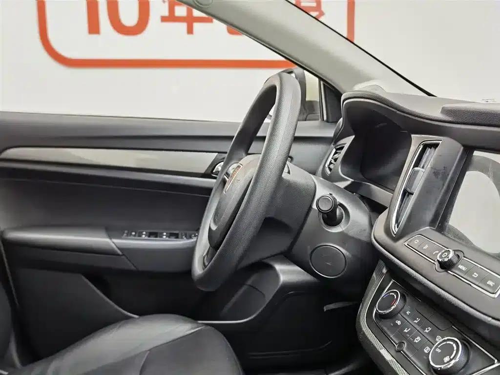 Roewe 360 2017 1.5L Automatic Deluxe Edition — миниатюра 22