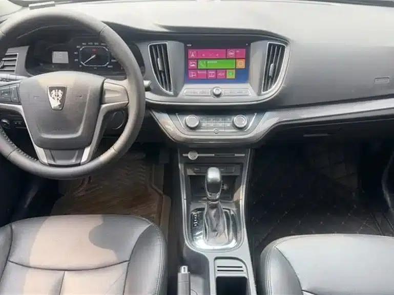 Roewe 360 2017 1.5L Automatic Deluxe Edition — миниатюра 7