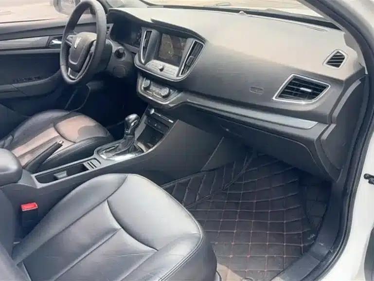 Roewe 360 2017 1.5L Automatic Deluxe Edition — миниатюра 8