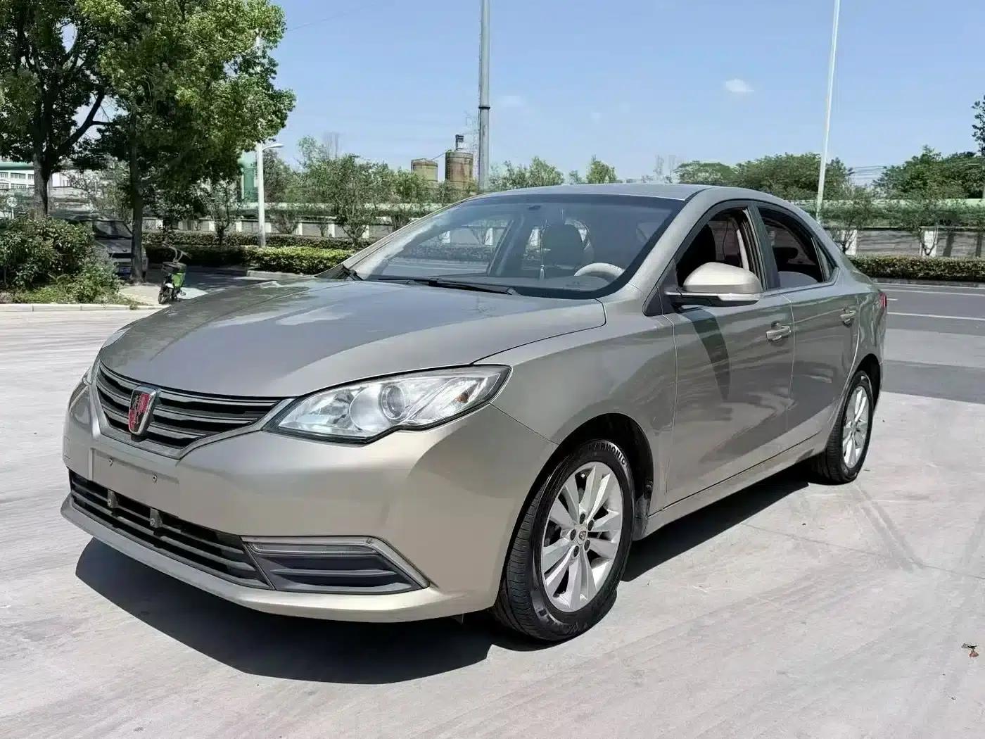 Roewe 360 2015 1.5L Automatic Deluxe Edition — миниатюра 3