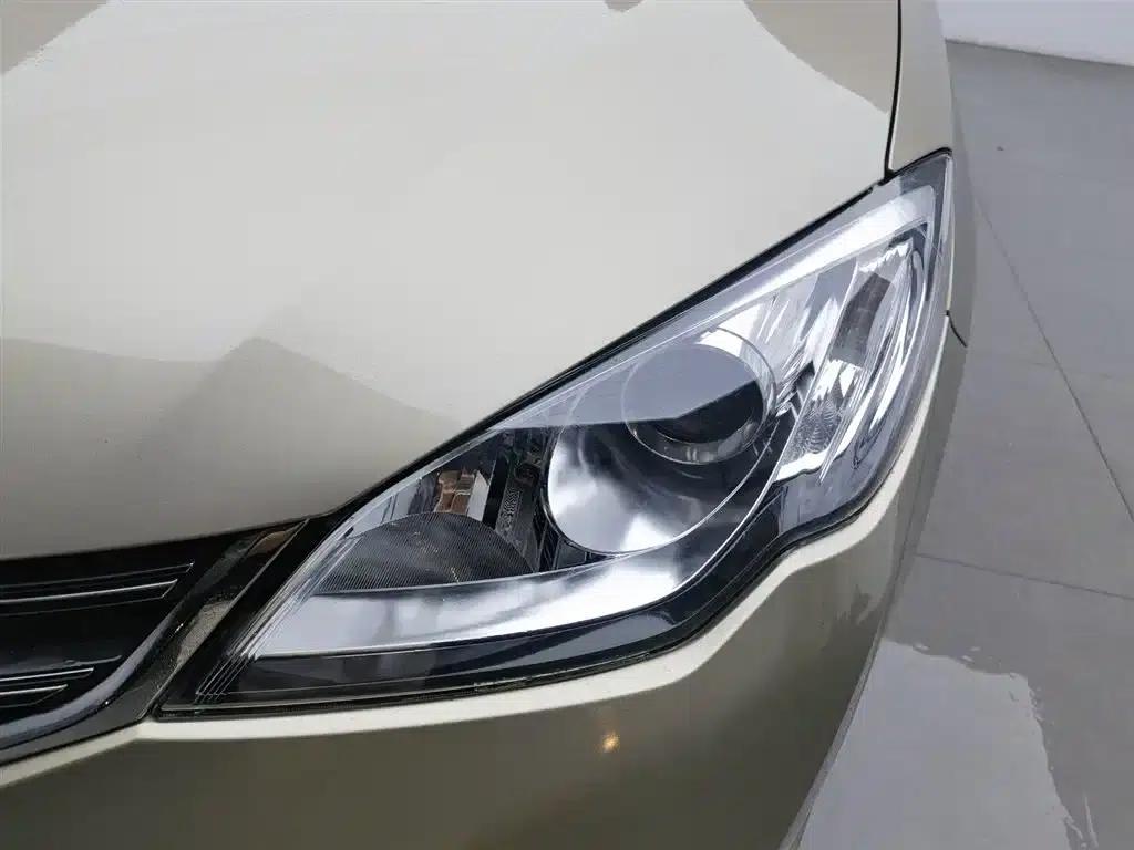 Roewe 360 2017 1.5L Automatic Deluxe Edition — миниатюра 7