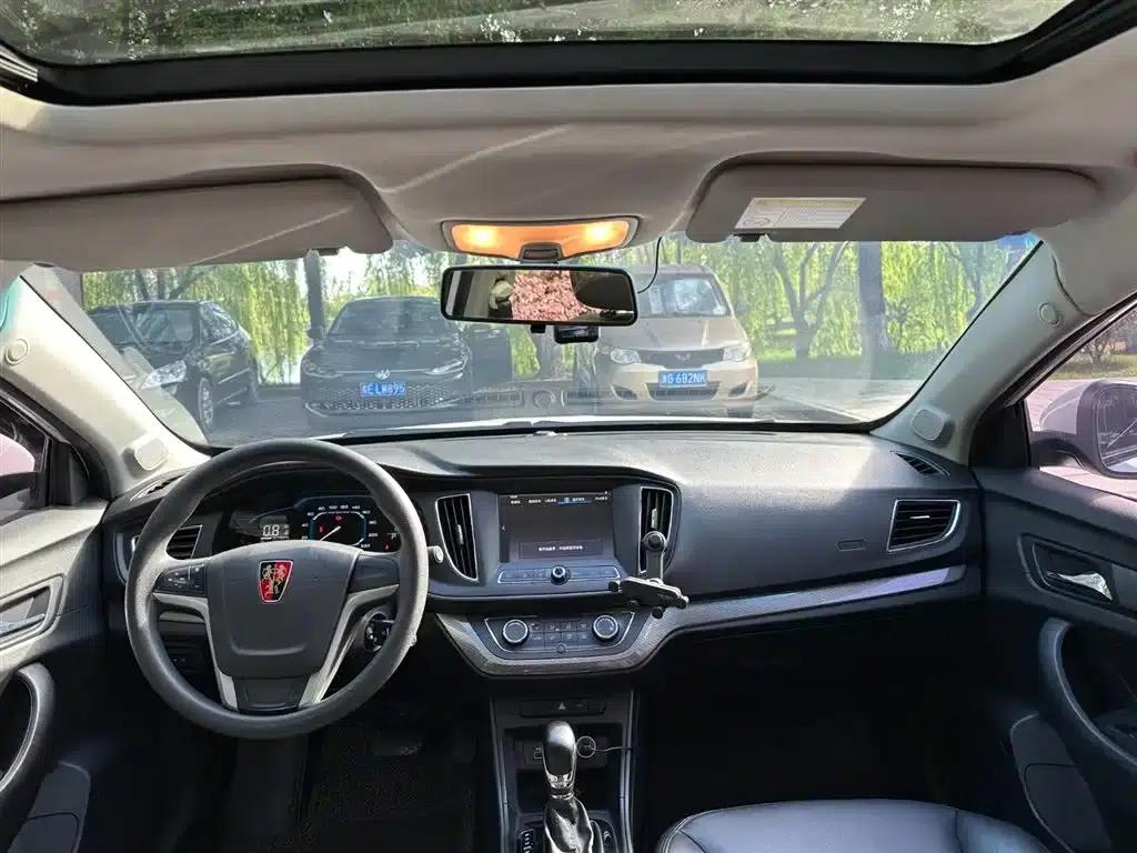 Roewe 360 2015 1.5L Automatic Deluxe Edition — миниатюра 5