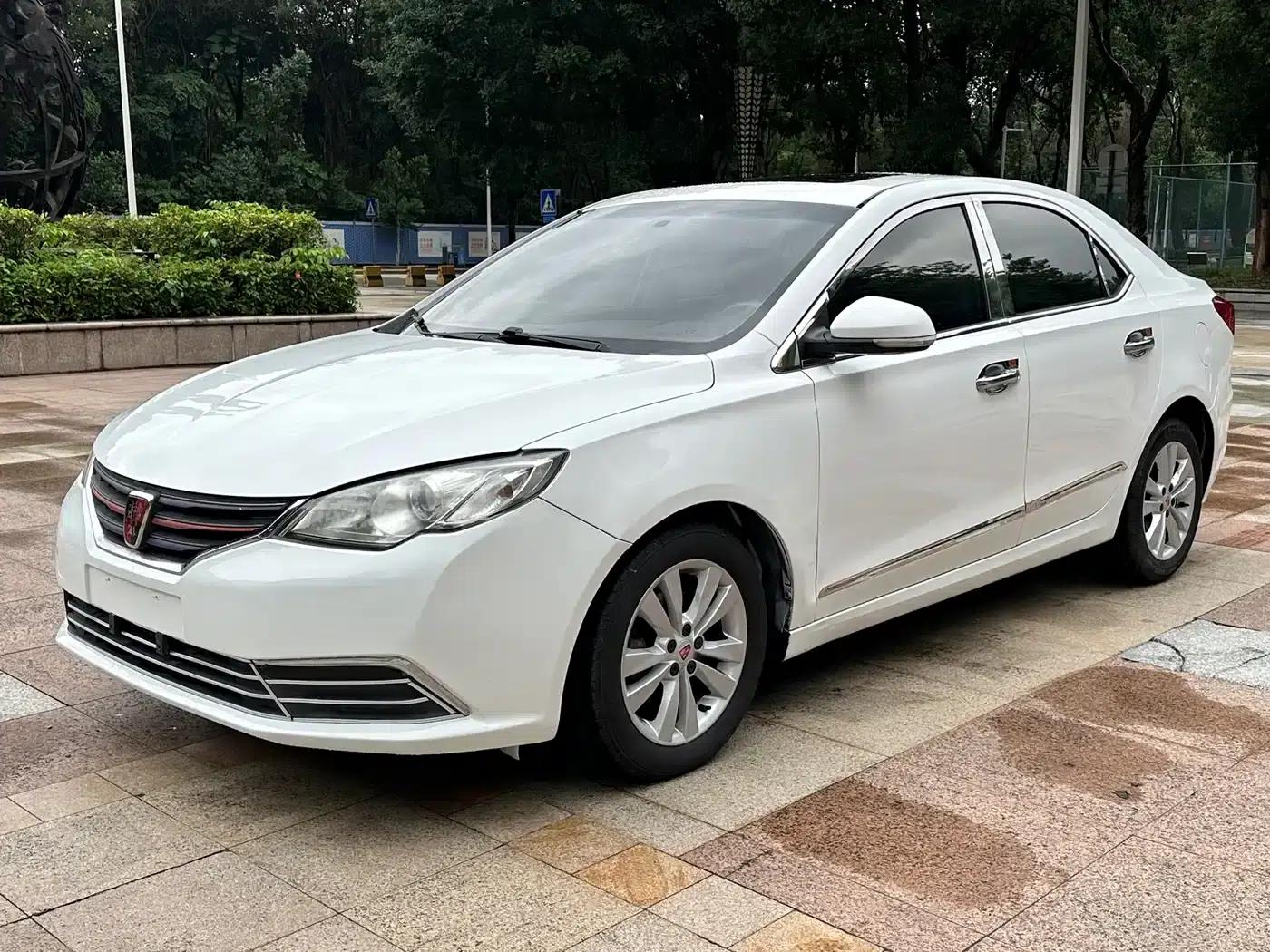 Roewe 360 2017 1.5L Automatic Deluxe Edition — миниатюра 1