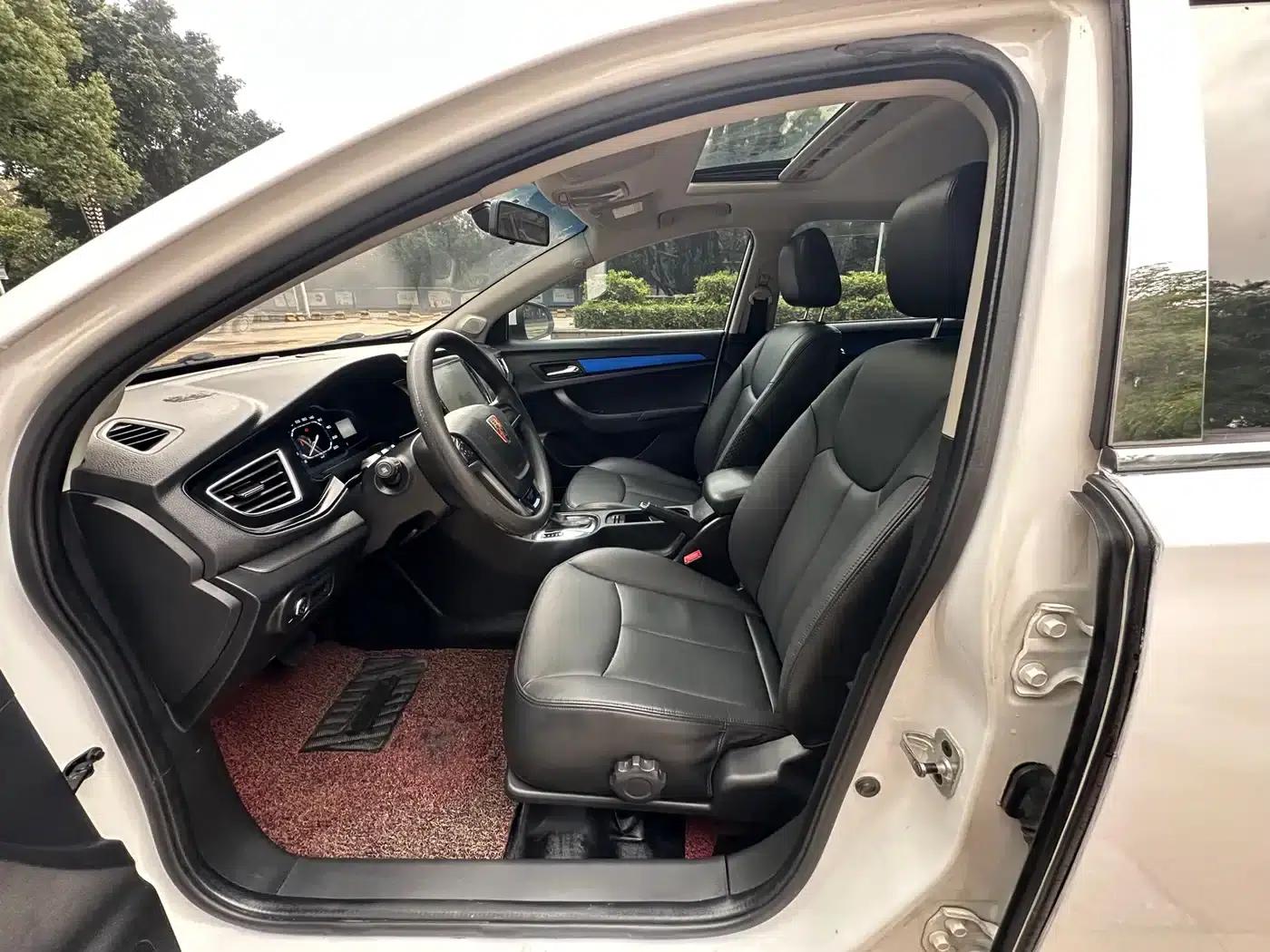 Roewe 360 2017 1.5L Automatic Deluxe Edition — миниатюра 11