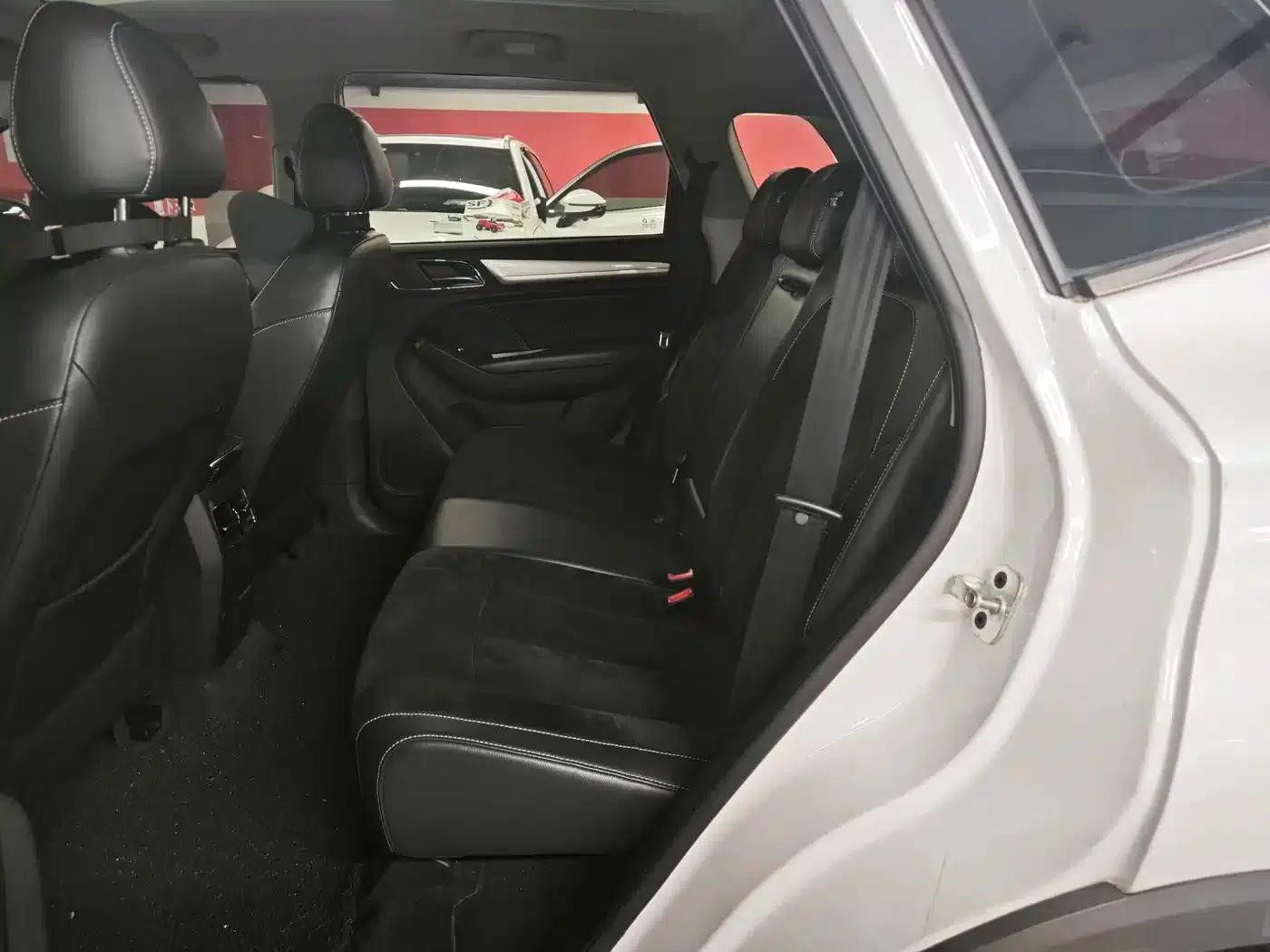 Roewe RX5 New Energy 2017 ERX5 EV400 Electric Internet Supreme Edition — миниатюра 5
