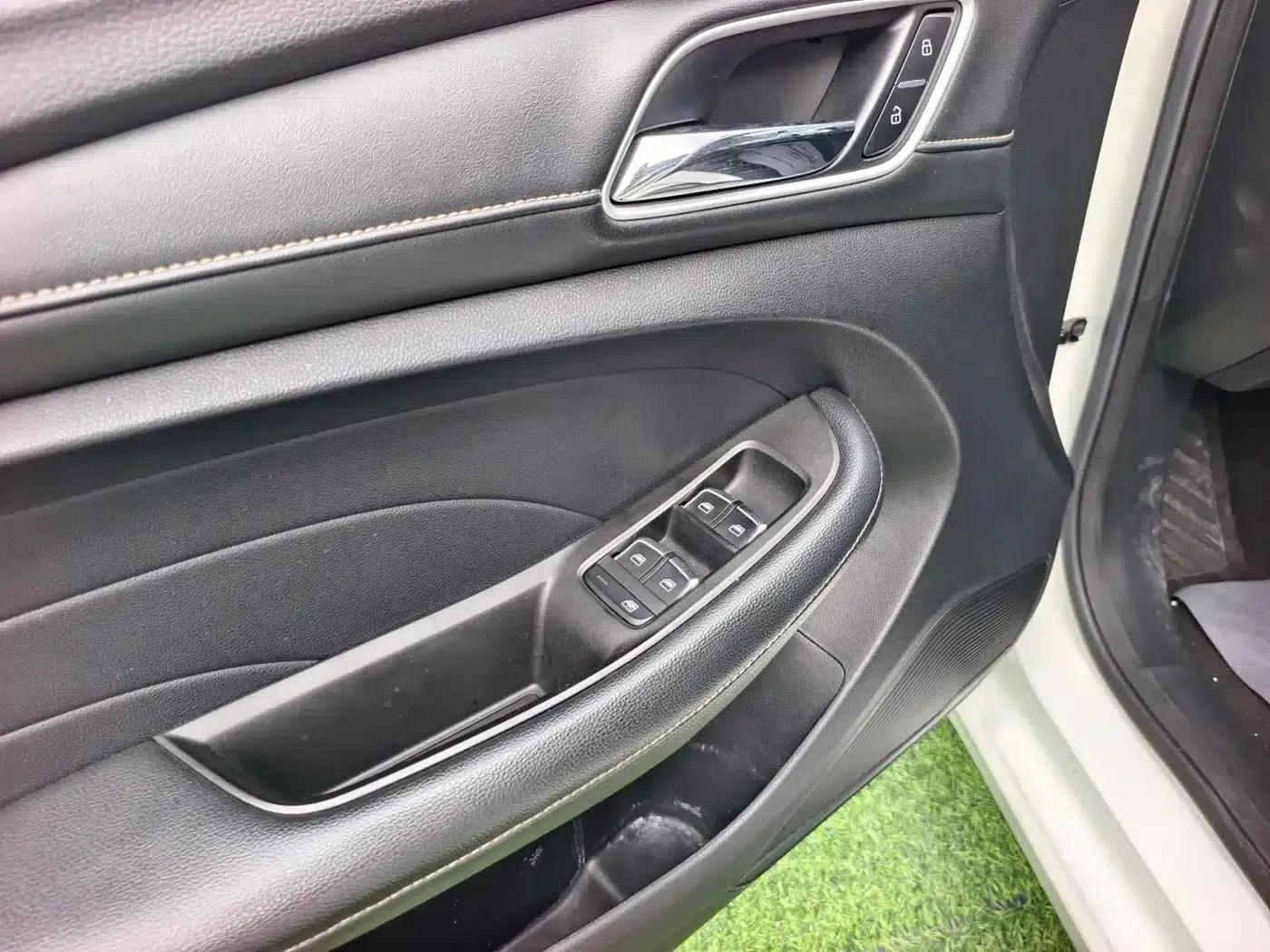 Roewe Ei5 2019 Luxury Edition — миниатюра 7