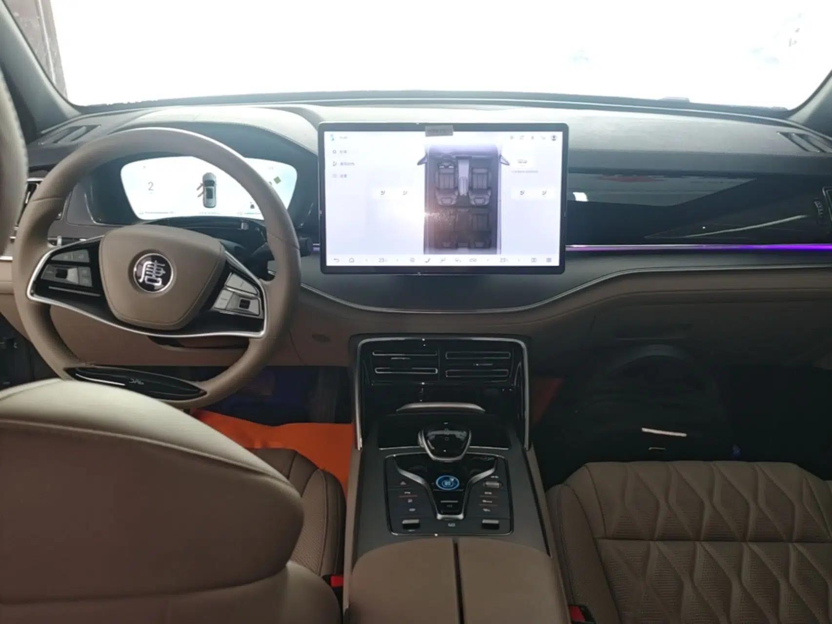 BYD Tang New Energy 2024 DM-i Glory Edition 112KM Prestige Model — миниатюра 13