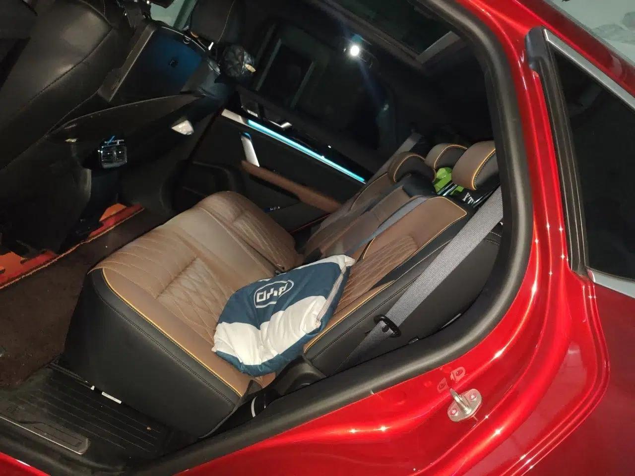 BYD Tang New Energy 2021 DM-i 112KM Prestige Model — миниатюра 18